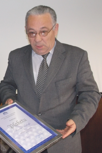 Branko Kužet je preuzeo Plaketu za Silvesrtra Šekulju